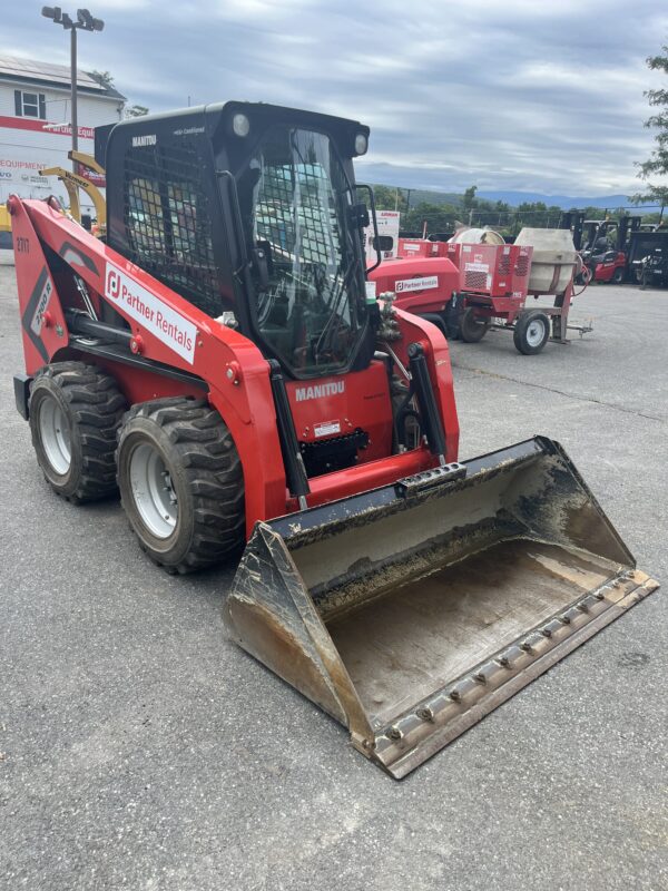 2023 MANITOU 2200R